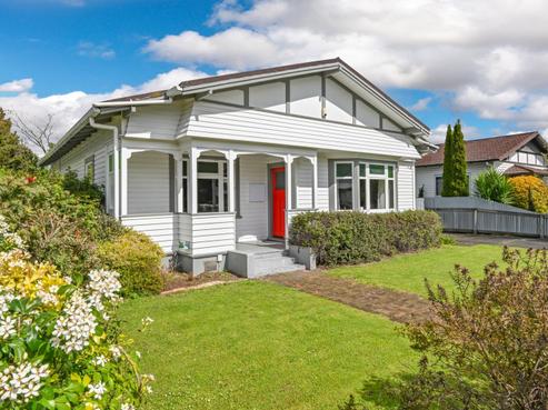 305 Grays Road, Saint Leonards