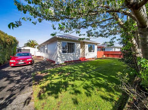 75 Blake Street, Waitara