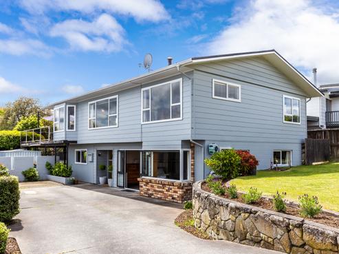 46 Birch Street, Hilltop