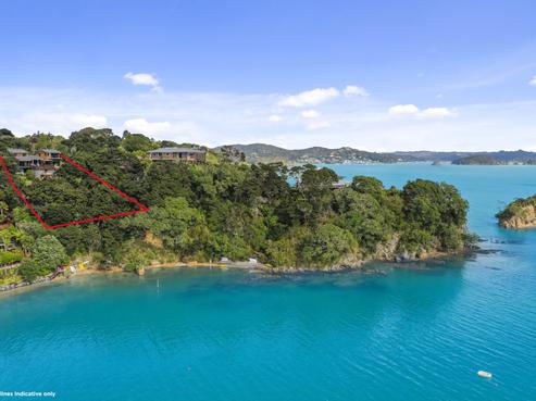 16 Kaha Place, Russell