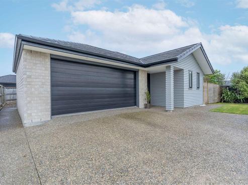 6 Stirling Street, Windsor