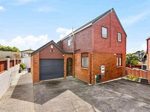 6B Sturm Avenue, Massey