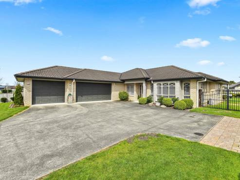 4 Rhys Avenue, Huntington