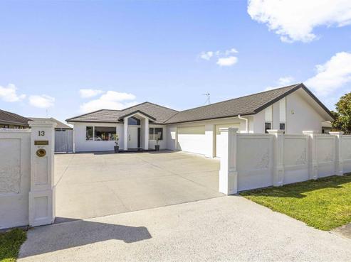 13 Aquila Crescent, Rototuna North