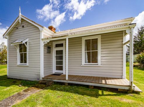 16 Tau Street, Ohakune