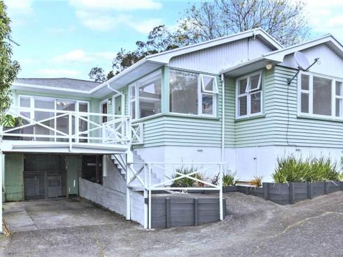 1/18 Bond Crescent, Forrest Hill