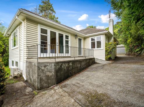 6 Bledisloe Crescent, Wainuiomata