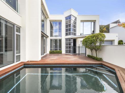 171A Lake Crescent, Hamilton Lake