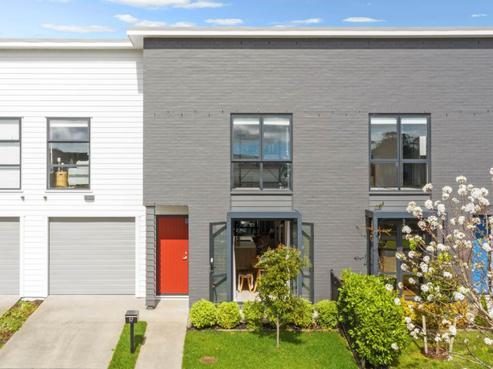 57 William Wallbank Crescent, Swanson