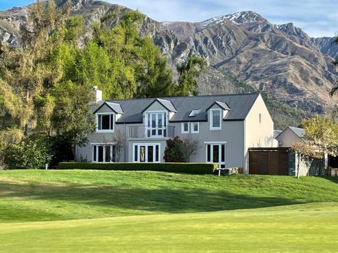 9 Chalmers Close, Arrowtown