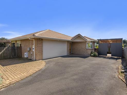 12C Lewis Road, Lynmore