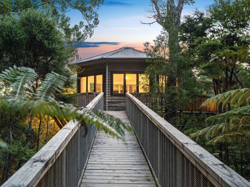 303 Cowes Bay Road, Waiheke Island