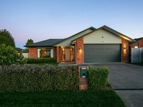 17 Lilac Close, Cambridge