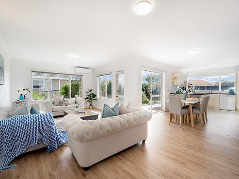 1/327 Botany Road, Golflands