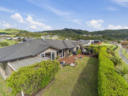 15 Kestrel Lane, Kinloch
