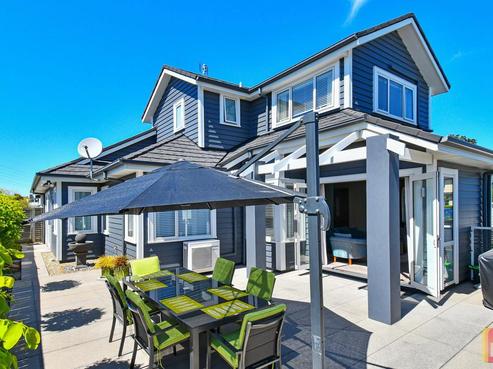 2 Portofino Point, Karaka