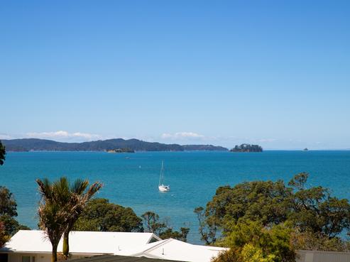 7 Whitmore Road, Tawharanui Peninsula