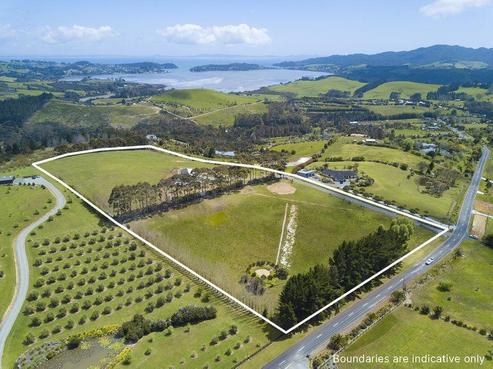 102 Midgley Road, Mangonui