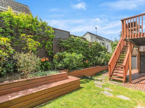 5D Ngatiawa Street, One Tree Hill
