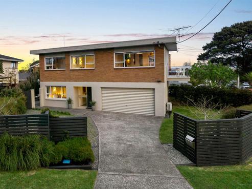 22A Tui Glen Road, Birkenhead