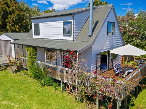 27A Philson Terrace, Browns Bay