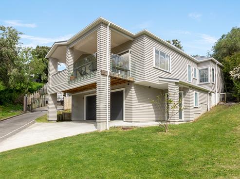 12 Freyberg Avenue, Sandringham