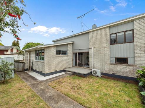 28 Sunnyhills Avenue, Glenview