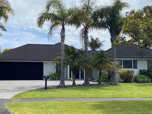57 Landing Drive, Albany