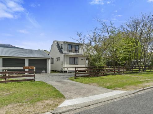 25 Kokopu Street, Turangi