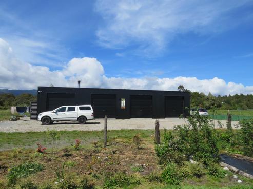 262A Utopia Road, Westport