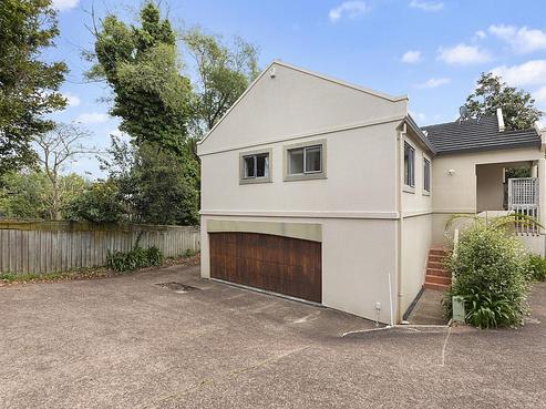 2/33 Ladies Mile, Remuera