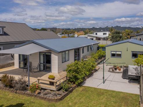 24 Meadow Drive, Whitianga