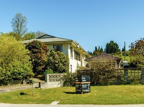 61 Manuherikia Road, Alexandra