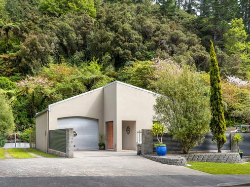 108 Pinehaven Road, Pinehaven