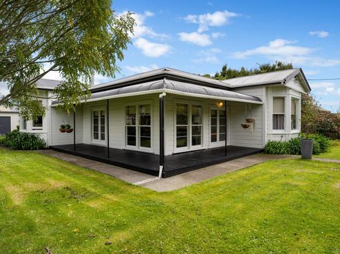 2 Gleeson Road, Manakau