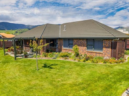 32 Tyree Drive, Stoke
