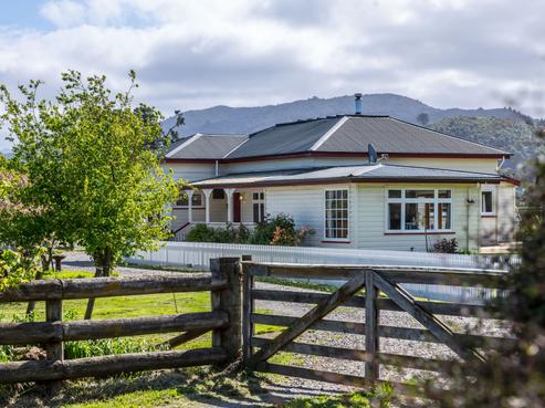 141 Boundary Road, Featherston