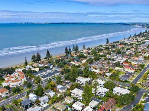 15B Puriri Avenue, Orewa