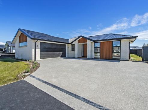 7 Eastonfield Drive, Rolleston