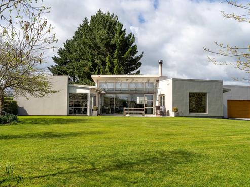 18 Campbell Drive, Martinborough