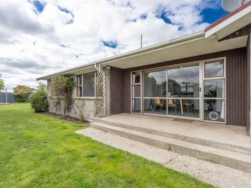 4 Crowther Crescent, Heidelberg