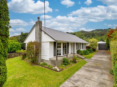 93 Watt Street, Featherston