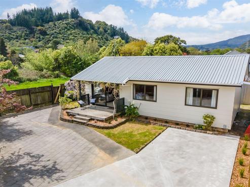 33B Gemstone Drive, Birchville