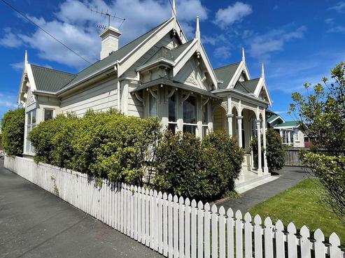 21 Queens Drive, Saint Kilda