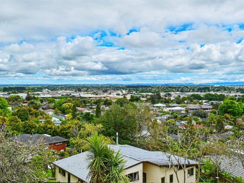 12 Brooke Road, Red Hill