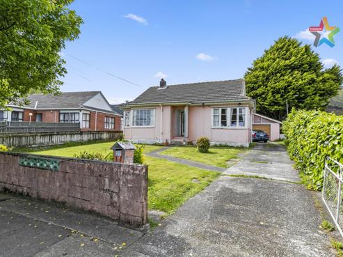 17 Gibson Crescent, Naenae