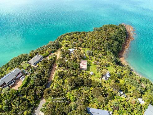 8 Wallingford Avenue, Waiheke Island