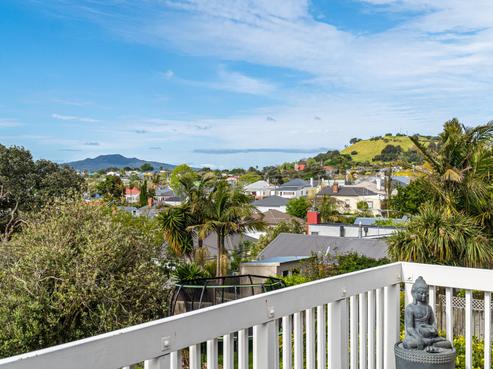 100 Calliope Road, Stanley Point