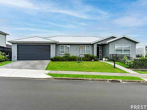 24 Tyler Davies Drive, Red Beach