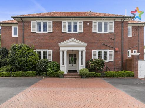 130 Woburn Road, Woburn